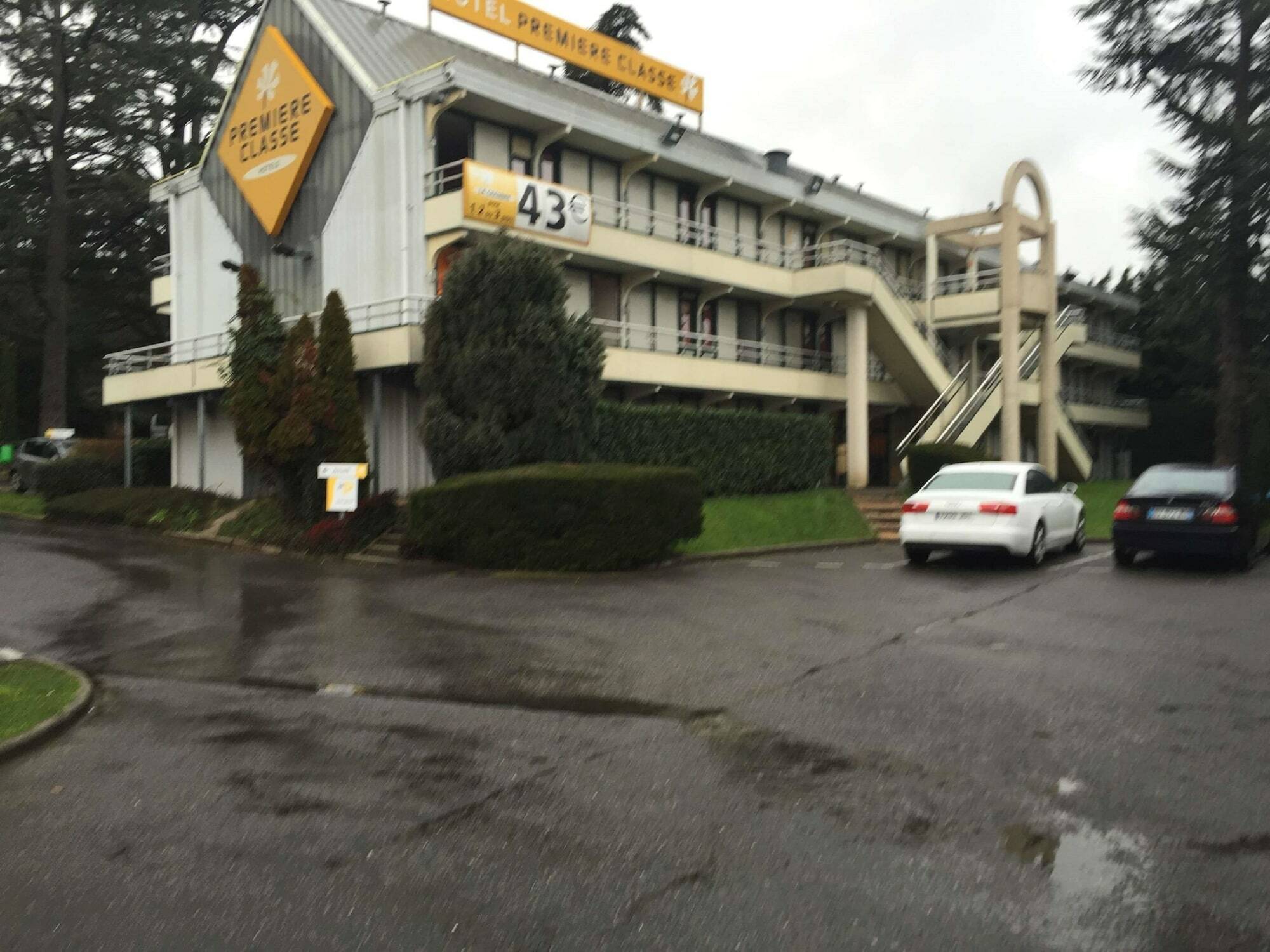 Premiere Classe St Etienne Nord Villars Villars  Dış mekan fotoğraf